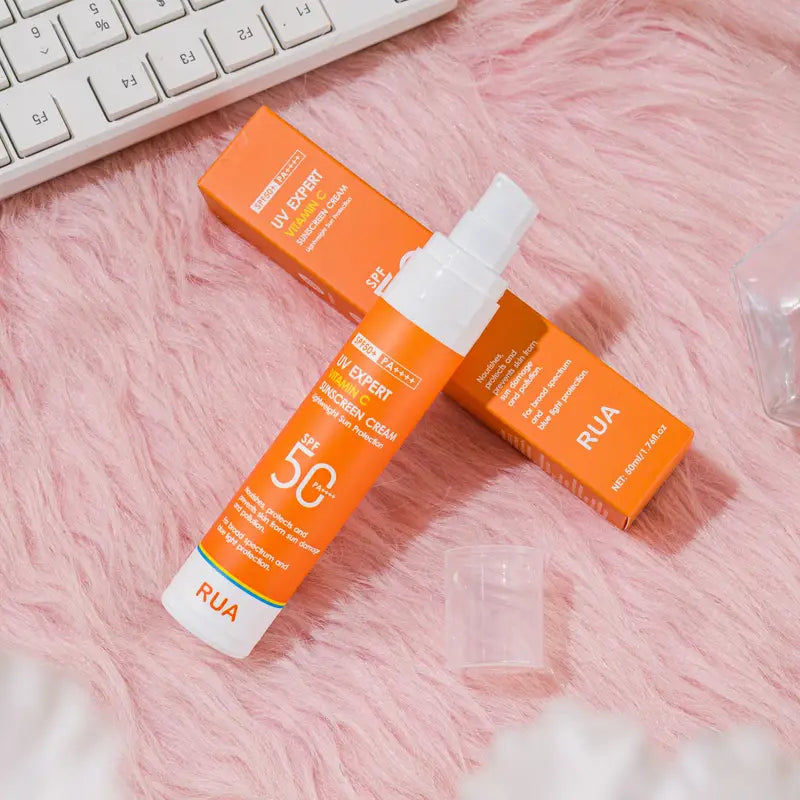 Vitamin C Face & Body Sunscreen – Lightweight Sun Care with Smooth Finish